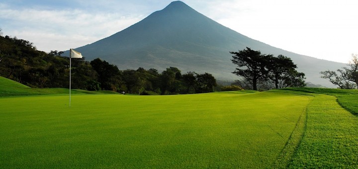 La Reunion Golf Resort & Residence, Alotenango, Guatemala - гольф отели!